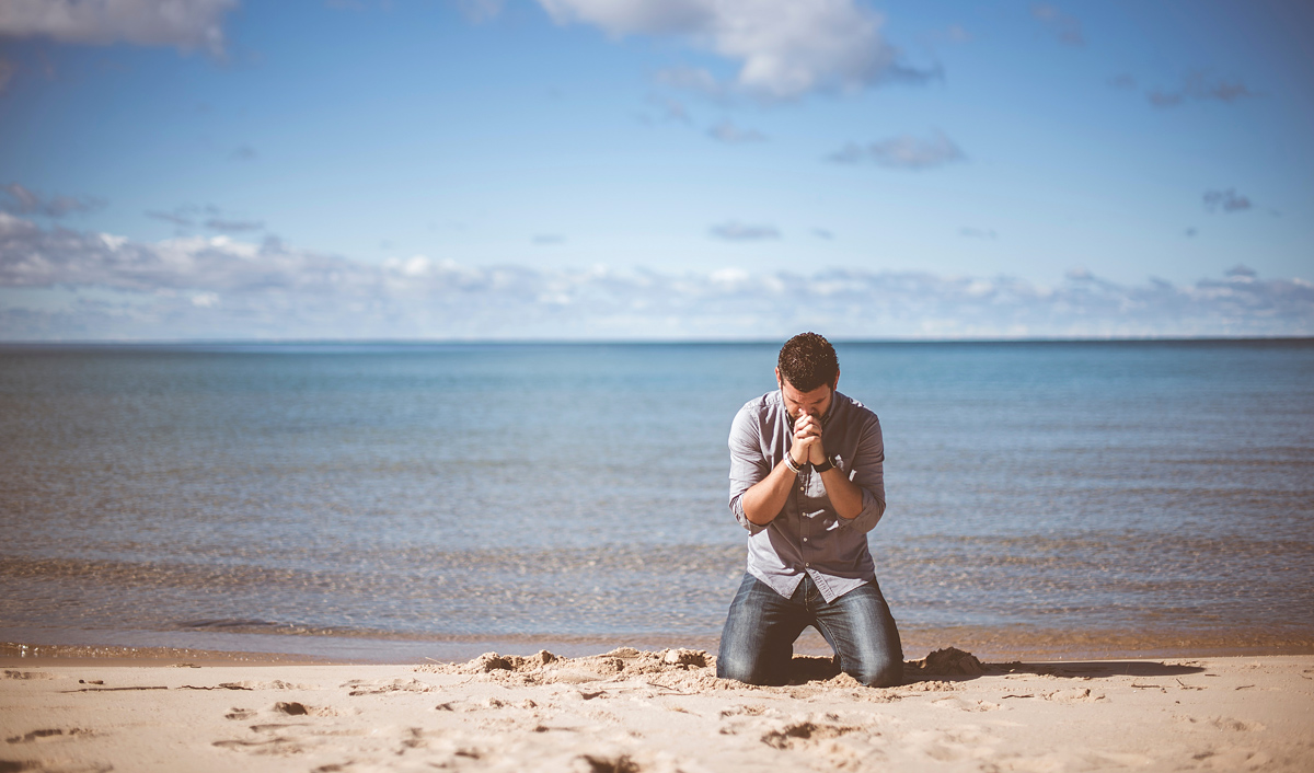 Praying By the Sea - Your Body is a Temple of the Holy Spirit  - Christ.net.au