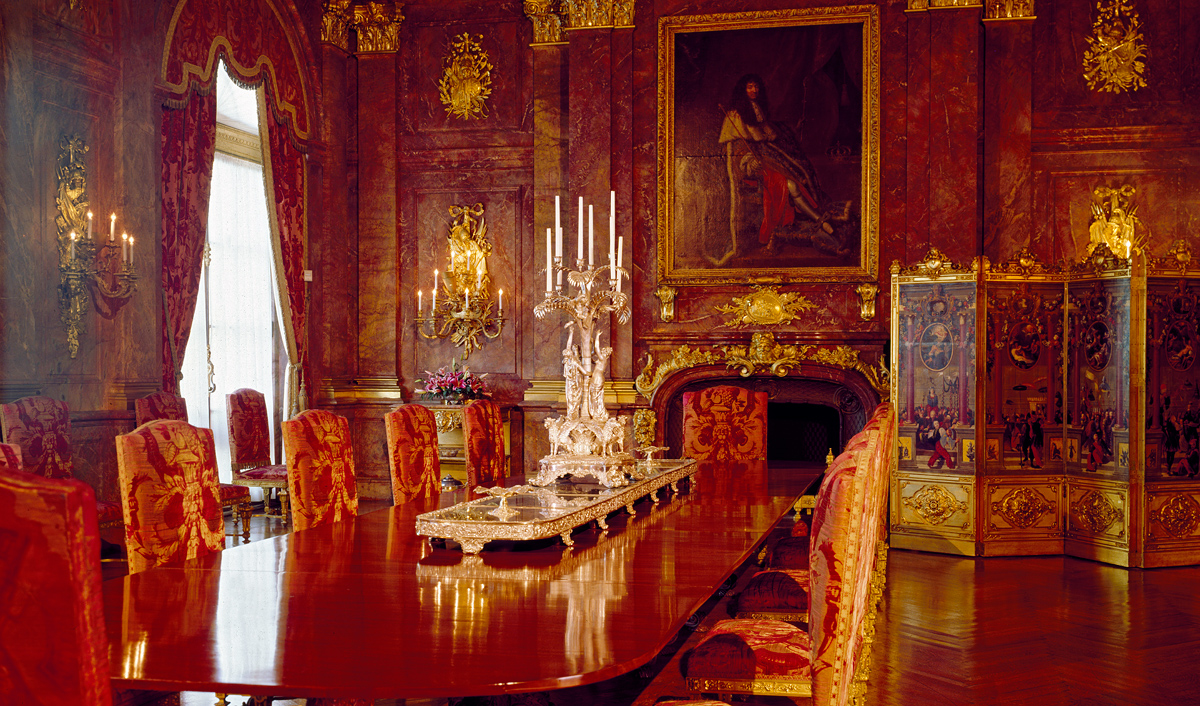 The Dining Room at Marble House - In My Father's House are Many Mansions - Christ.net.au