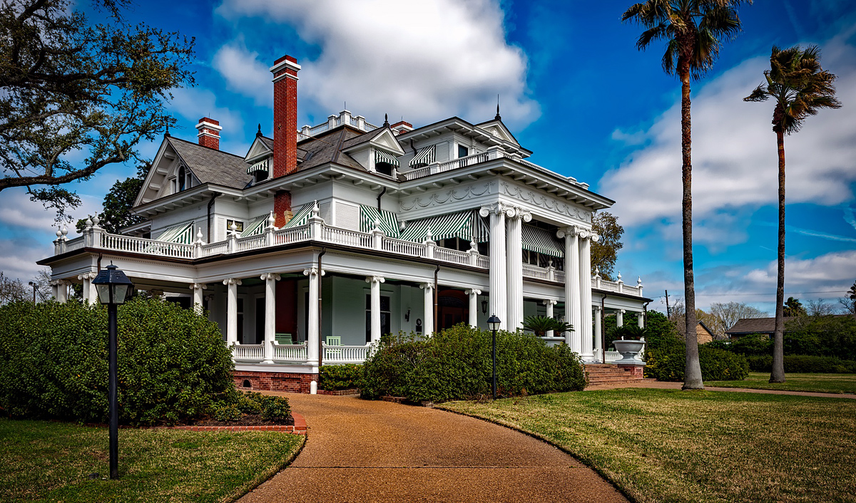 McFaddin-Ward House - In My Father's House are Many Mansions - Christ.net.au